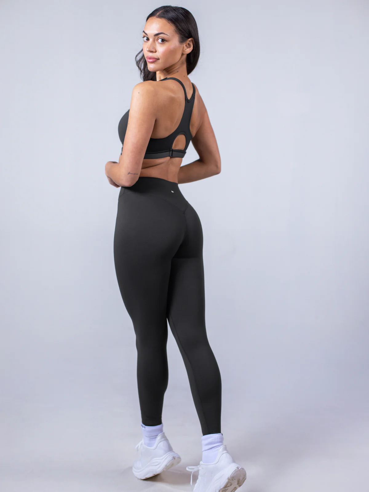 CloudNine™ No Front Seam Legging - Black - Image 3